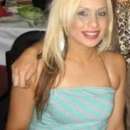 Join Mariette for an Unforgettable Swinging Experience